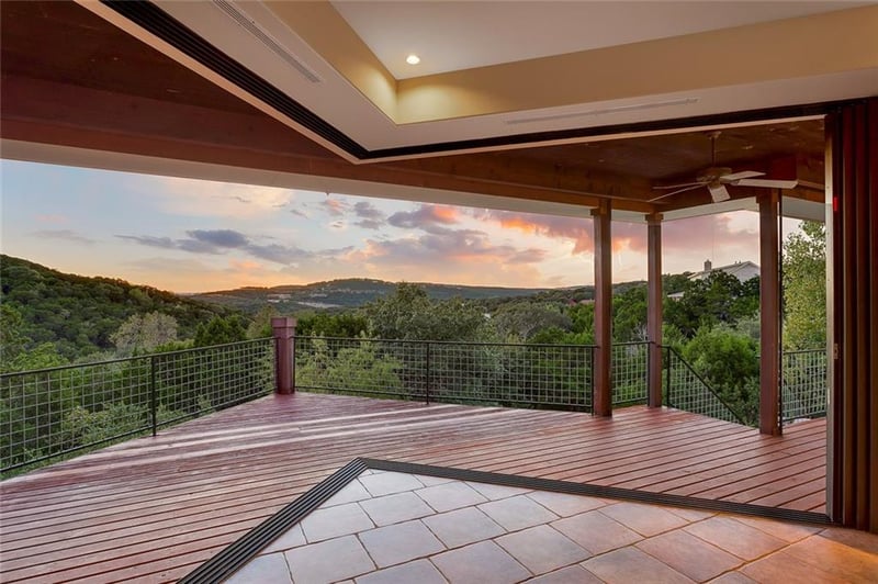 Virtual tour of 4633 Far West Blvd Unit #2