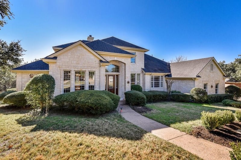 Virtual tour of 4633 Far West Blvd Unit #4