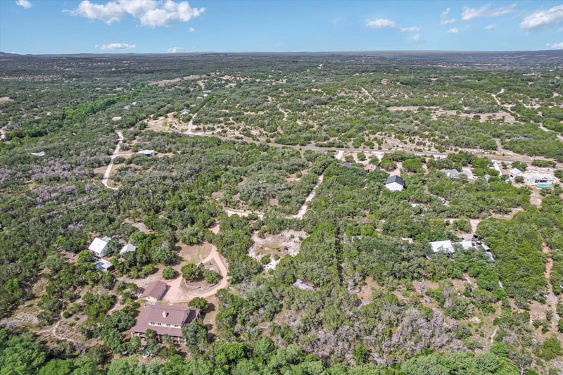 Virtual tour of 4701 Little Creek Trl