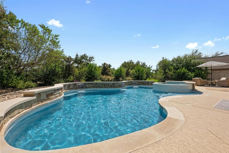 Virtual tour of 4701 Mont Blanc DR