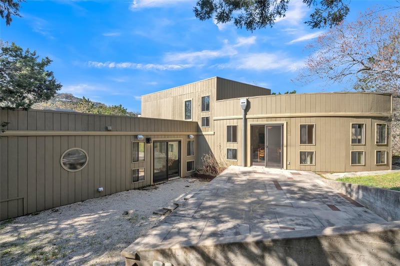 Virtual tour of 4701 Peace Pipe Path