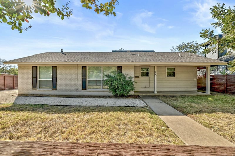 Virtual tour of 4701 SYLVANDALE DR Unit #1