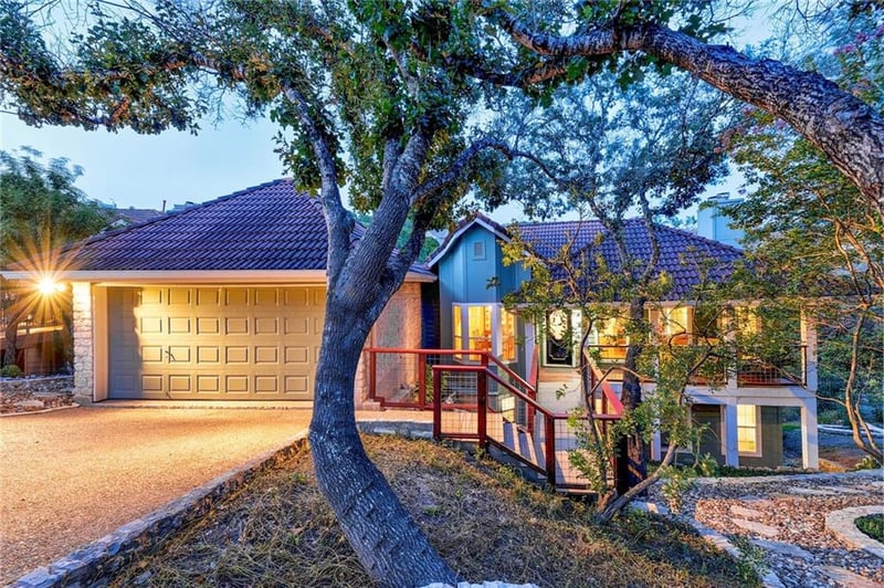 Virtual tour of 4702 Hickory HOLW