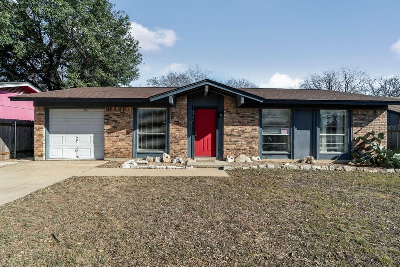 Virtual tour of 4706 Brassiewood DR