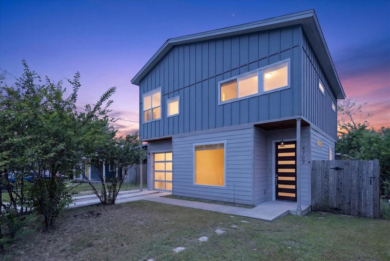 Virtual tour of 4707 Leslie Ave Unit #A