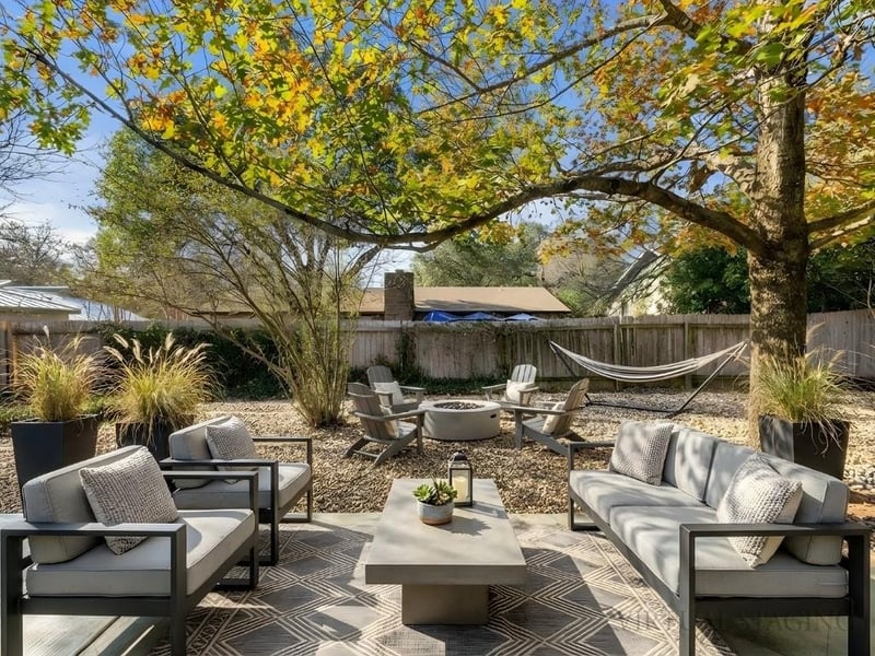 Virtual tour of 4711 Fieldstone DR