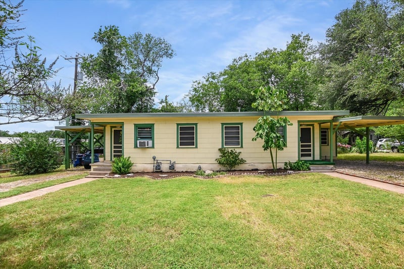Virtual tour of 4714 & 4716 Harmon Ave