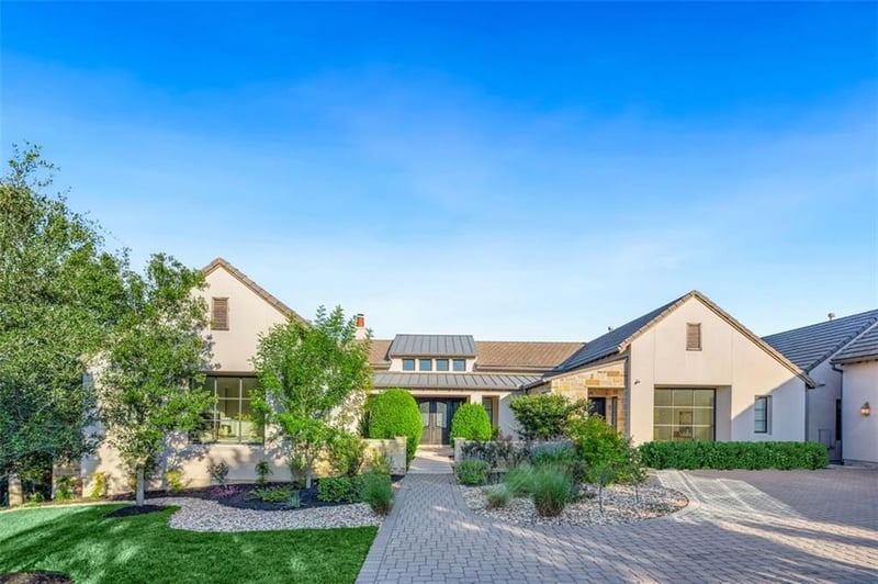 Virtual tour of 4717 Peralta LN