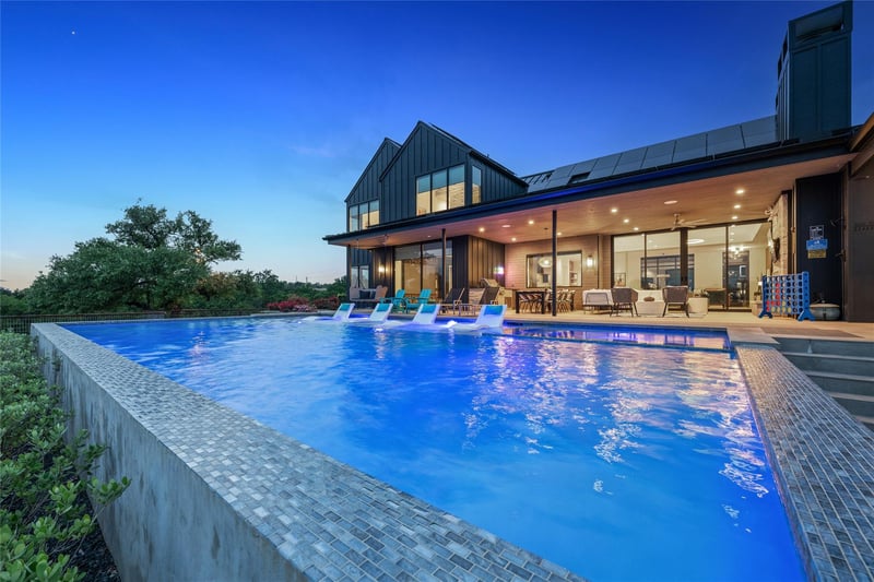 Virtual tour of 475 Happy TRL