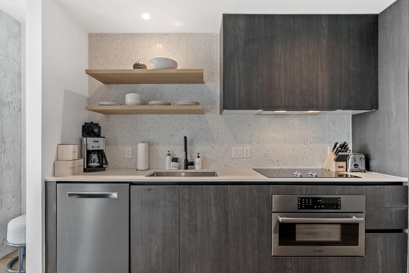 Virtual tour of 48 East Ave Unit #1405