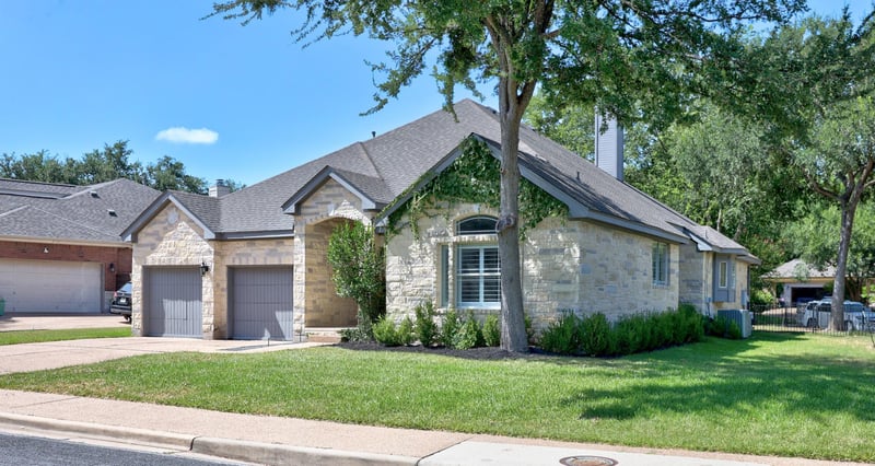 Virtual tour of 4801 Interlachen LN