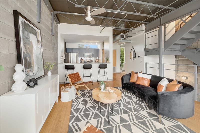 Virtual tour of 4801 S Congress Ave Unit #P2