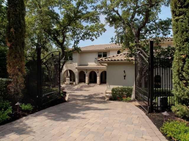 Virtual tour of 4805 Precipice Cv