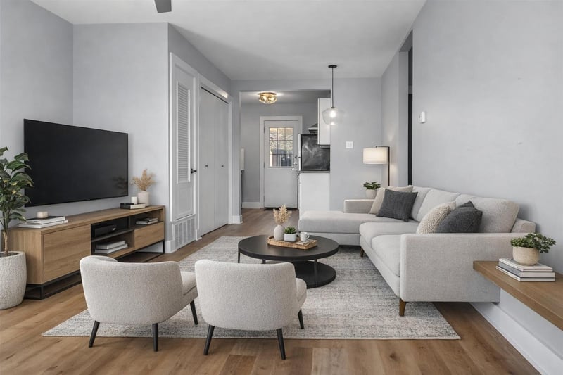 Virtual tour of 4805 Richmond Ave Unit #B