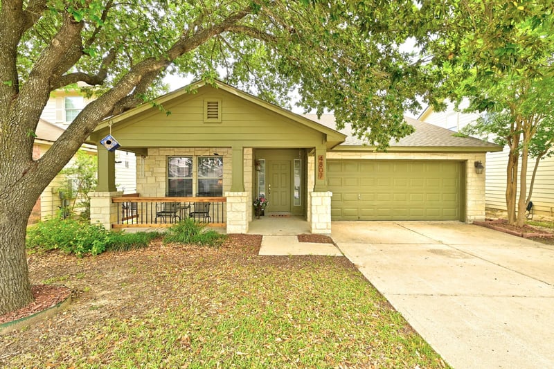 Virtual tour of 4807 Fort Moultrie LN