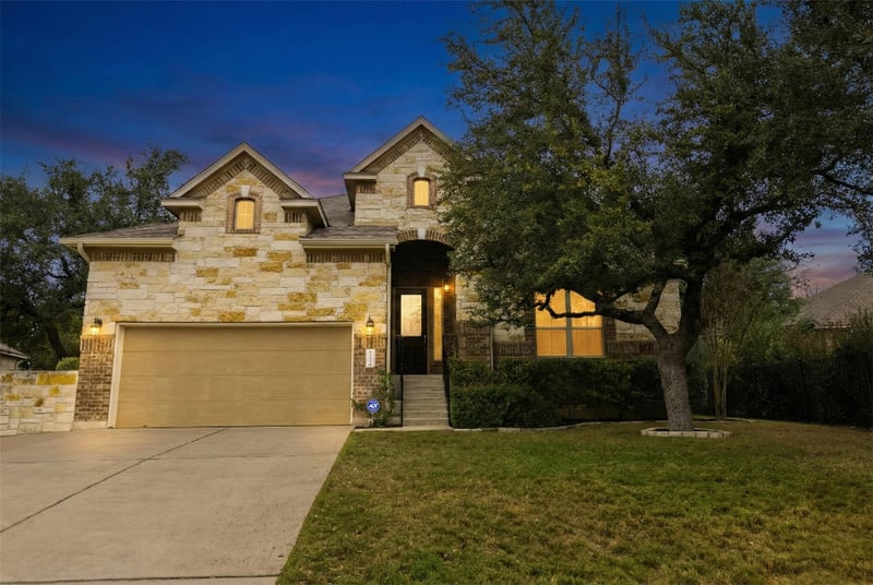 Virtual tour of 4808 Pyrenees PASS