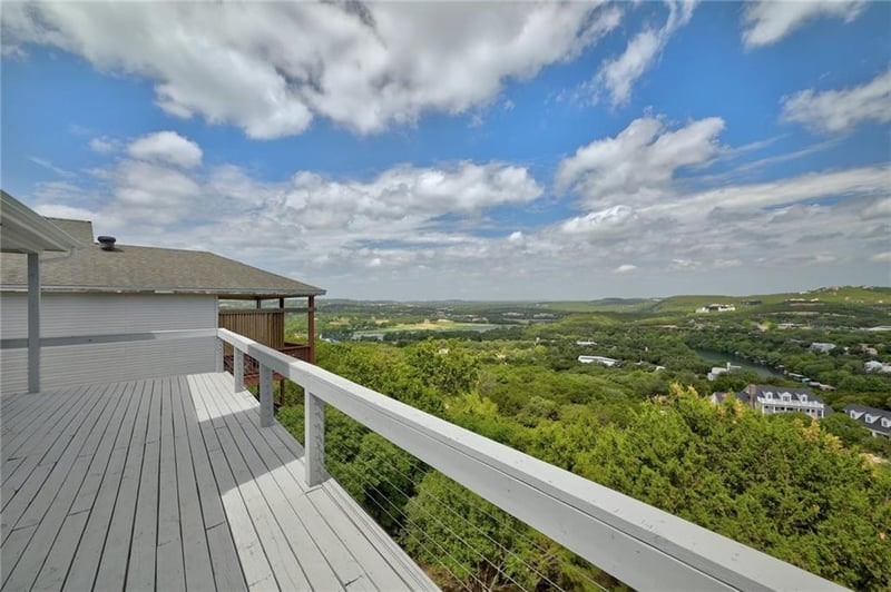 Virtual tour of 4810 Twin Valley DR