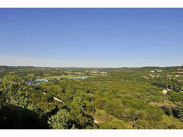 Virtual tour of 4812 Twin Valley Dr