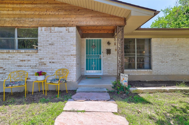 Virtual tour of 4813 Broadhill DR