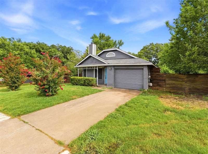 Virtual tour of 4815 Quicksilver BLVD