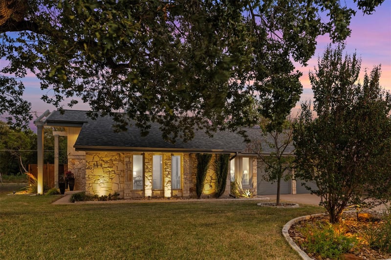 Virtual tour of 4816 Canyonbend CIR