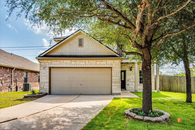 Virtual tour of 484 Travertine TRL