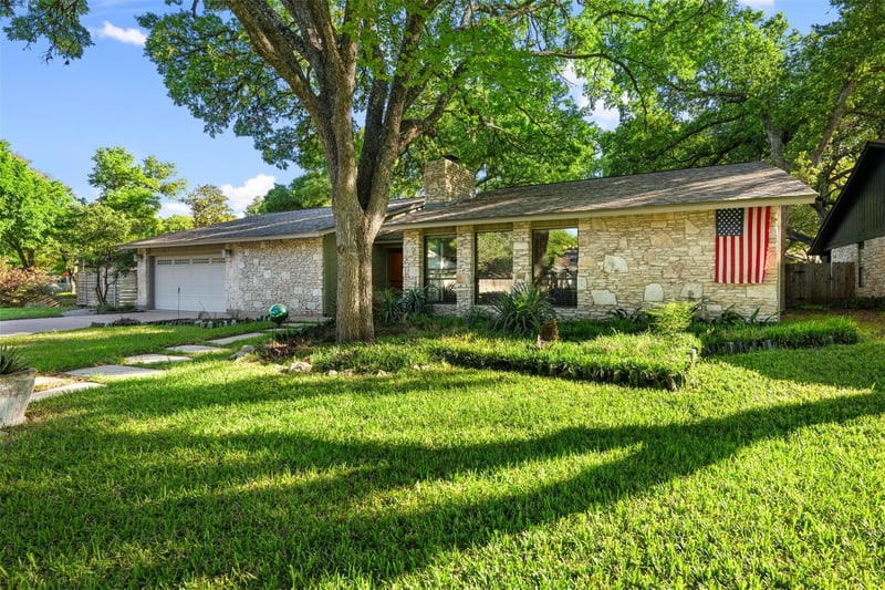 Virtual tour of 4844 Trail Crest CIR