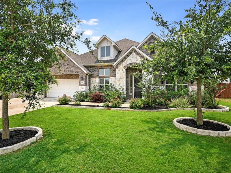 Virtual tour of 487 Stone River Dr