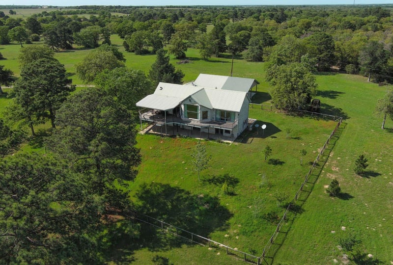 Virtual tour of 490 John Craft Rd
