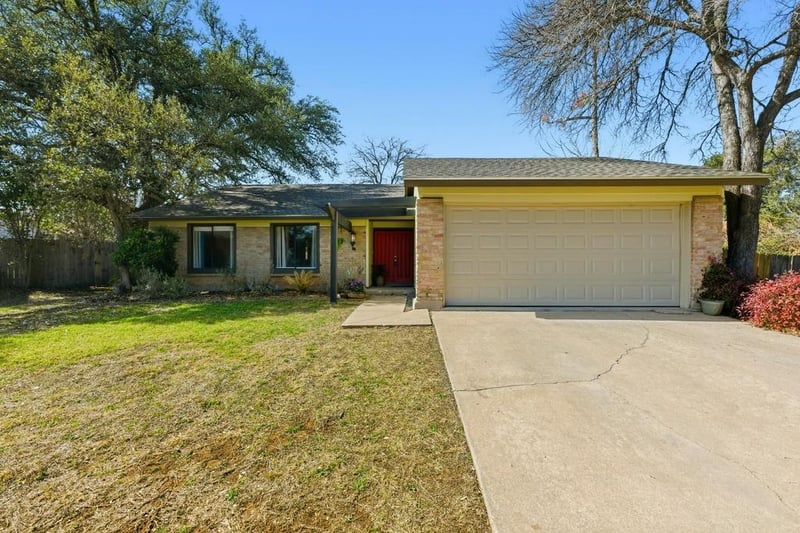 Virtual tour of 4903 Big Trail CIR