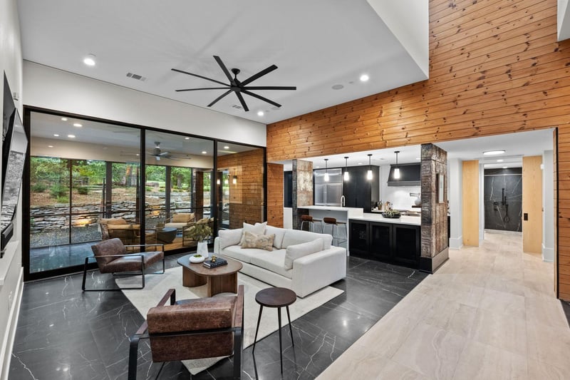Virtual tour of 4904 Old Bee Caves RD