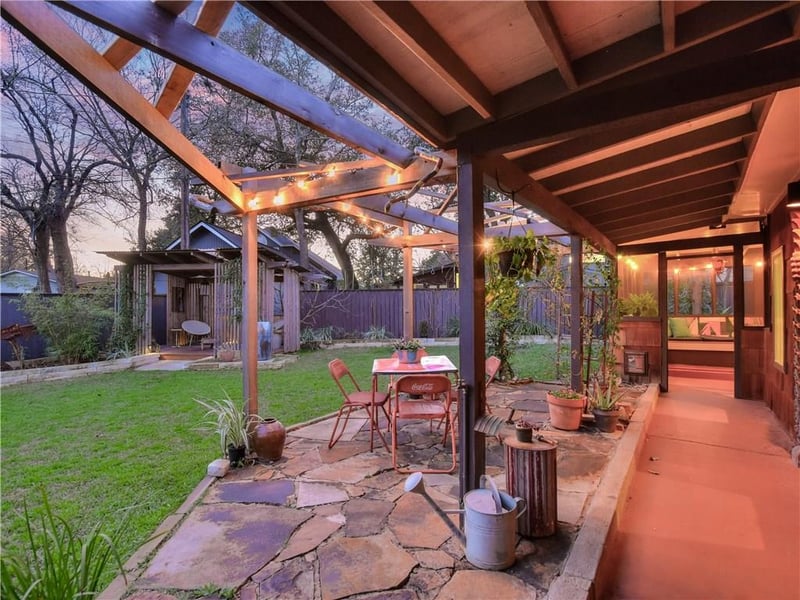 Virtual tour of 4912 West Park Dr