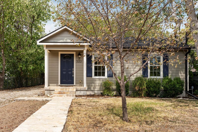 Virtual tour of 500 Denson Dr
