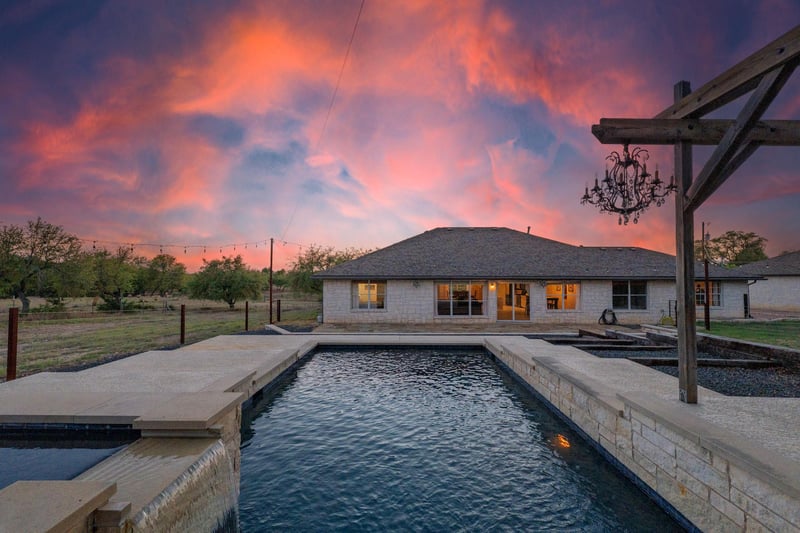 Virtual tour of 500 Madrone Ranch TRL
