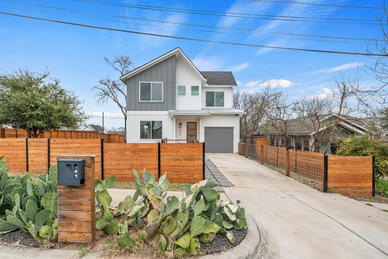 Virtual tour of 5000 Baker ST