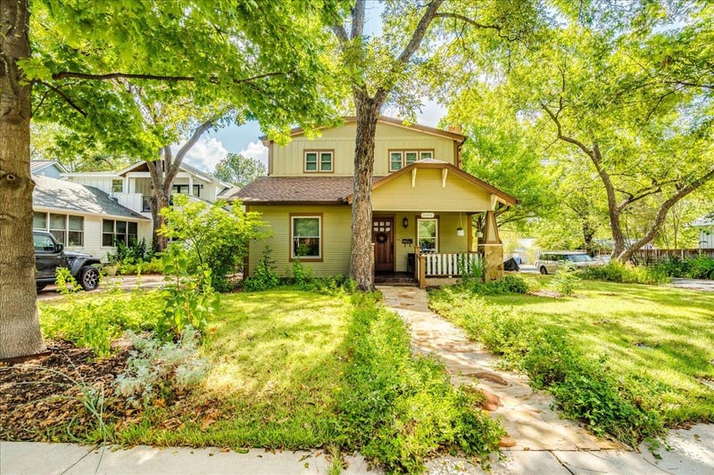 Virtual tour of 5001 Avenue H
