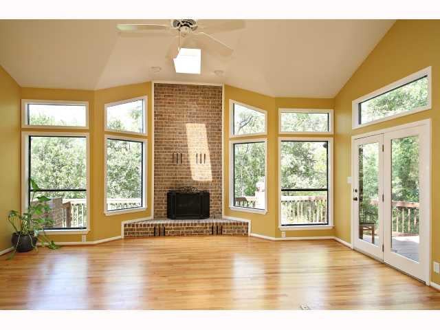Virtual tour of 5002 Lucas Ln