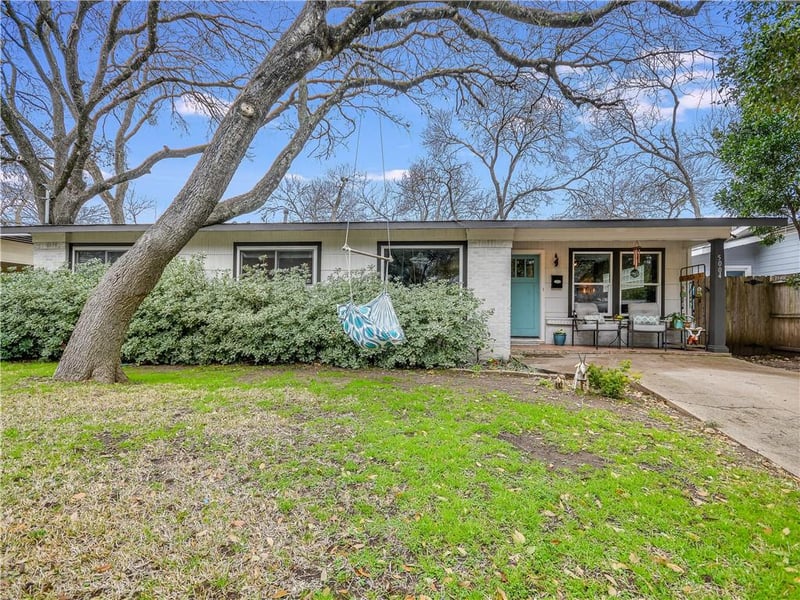 Virtual tour of 5004 Strass DR