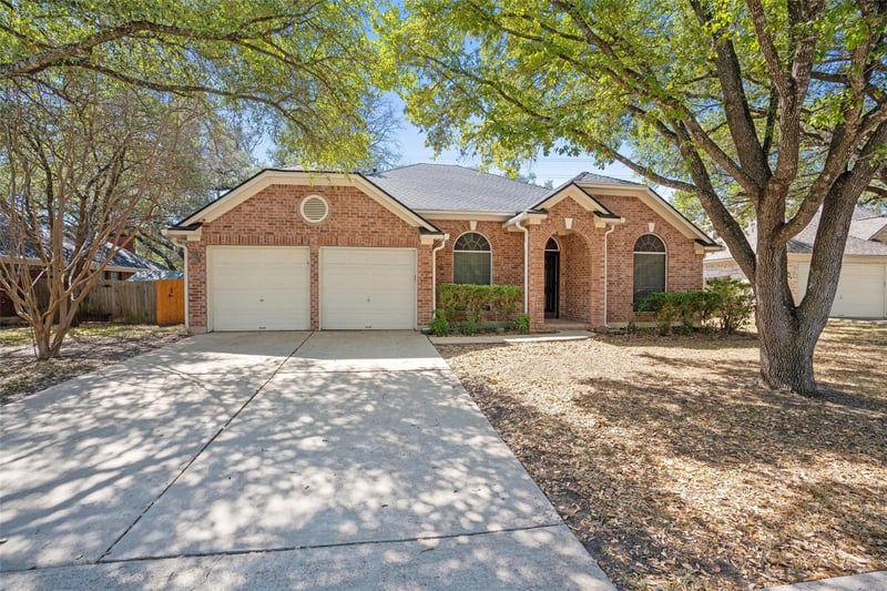 Virtual tour of 5009 Flaming Oak CV