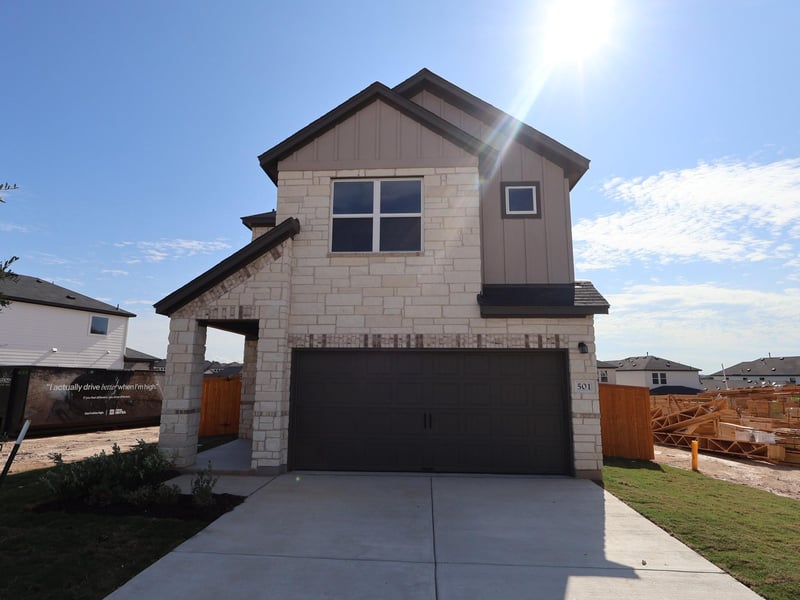 Virtual tour of 501 Bishop Wood RD