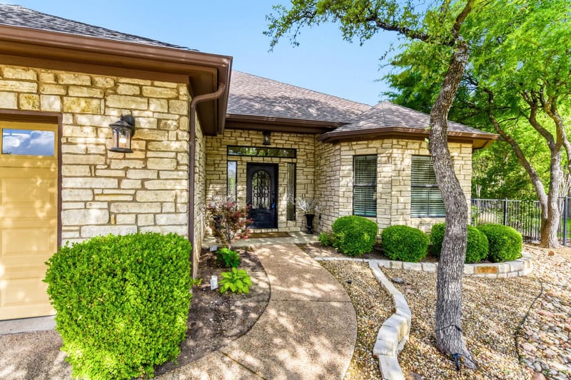 Virtual tour of 501 Caprock Canyon TRL