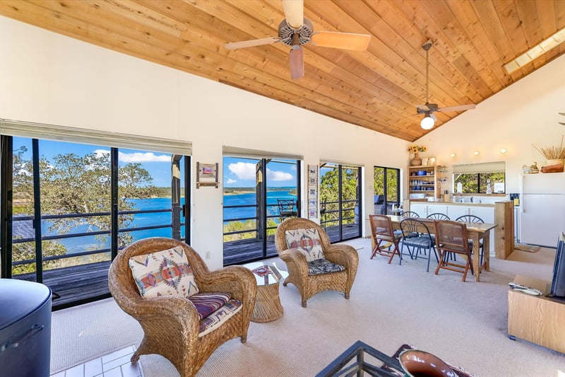 Virtual tour of 501 Coventry RD