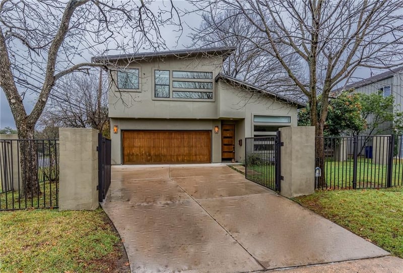 Virtual tour of 5019 West Park Dr