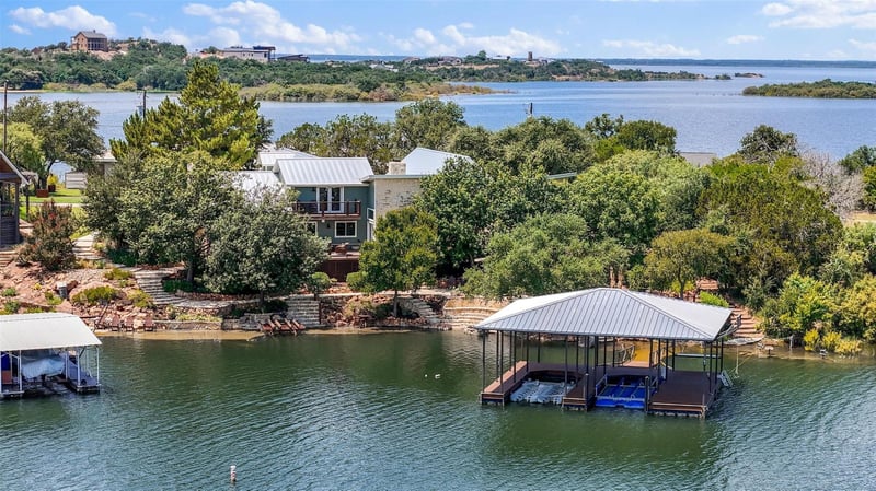 Virtual tour of 503 County Road 142