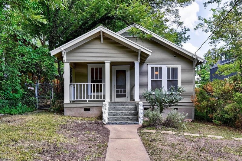 Virtual tour of 504 Leland St