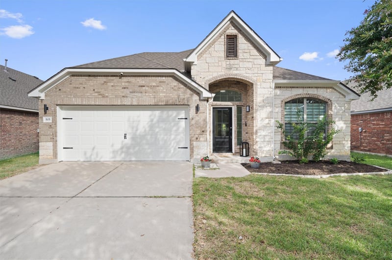 Virtual tour of 505 Bluehaw DR