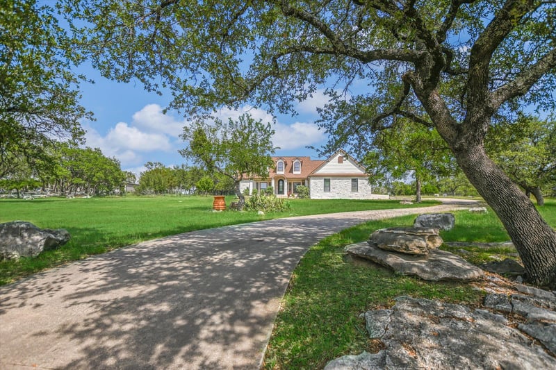 Virtual tour of 505 Vista View TRL