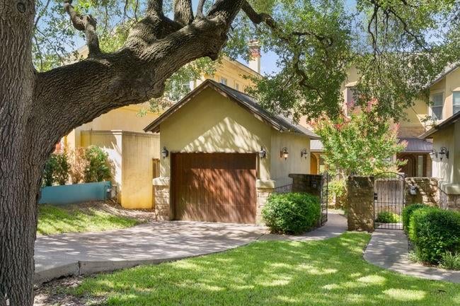 Virtual tour of 506 Sunny LN Unit #A