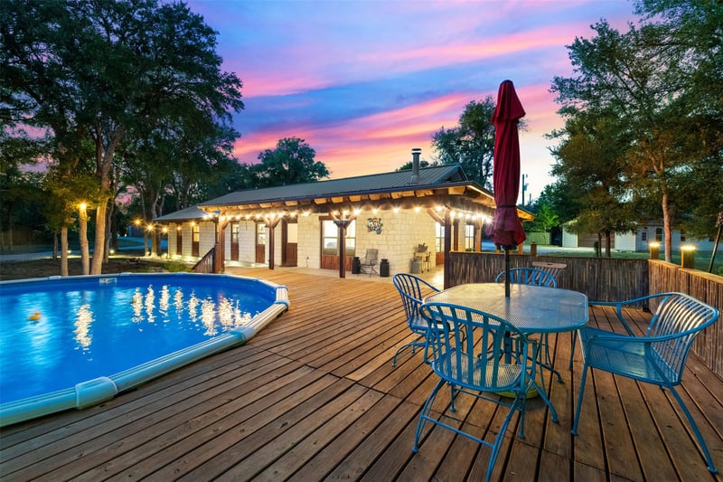 Virtual tour of 507 County Road 200D
