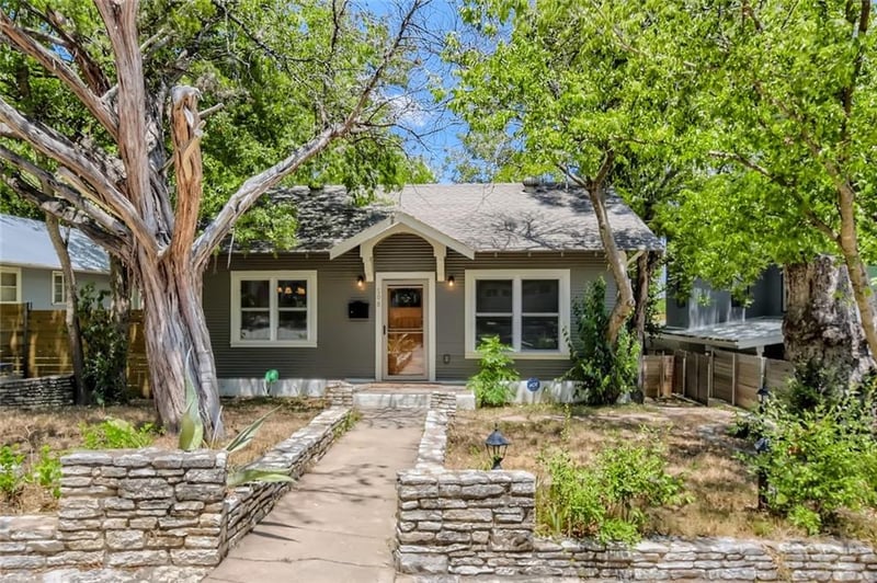 Virtual tour of 508 Lockhart DR